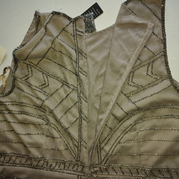 NWT Pappel Studio Beaded Cocktail Dress | Mercury Gray | Size 16 - Picture 8 of 8